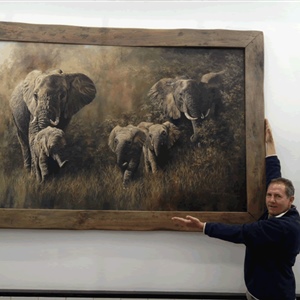 Davina Dobie  Elephant painting size.gif