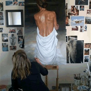 Davina Dobie paiting womens naked back.gif